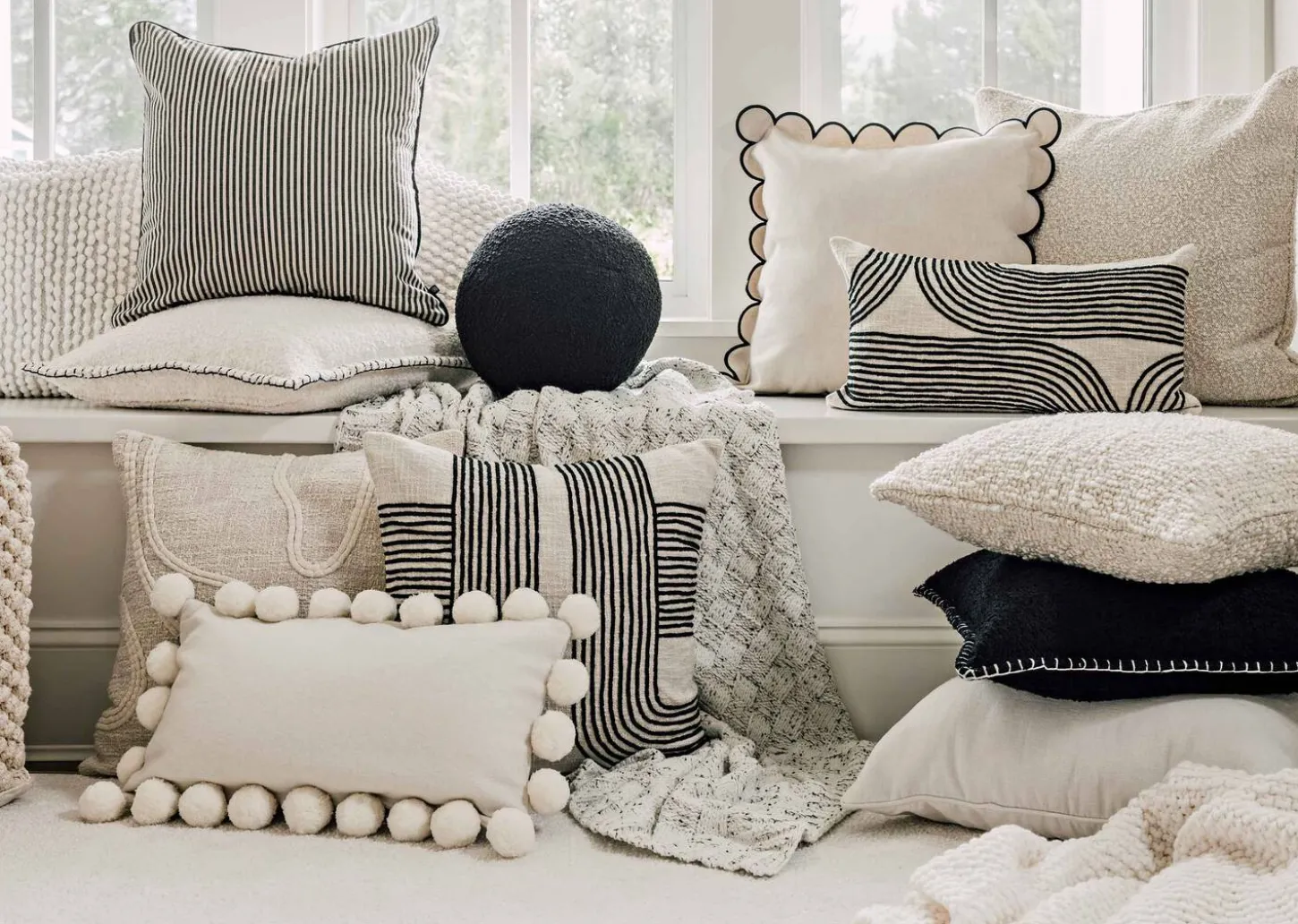 Allis Cotton Pillow