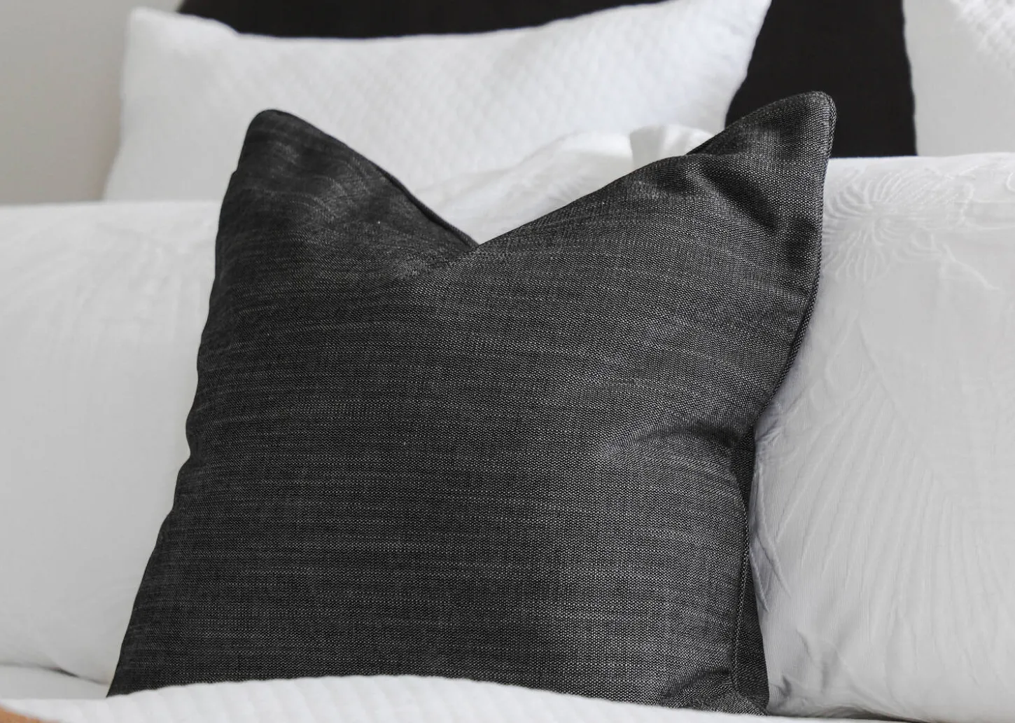 Bailey Pillow 20"x20"