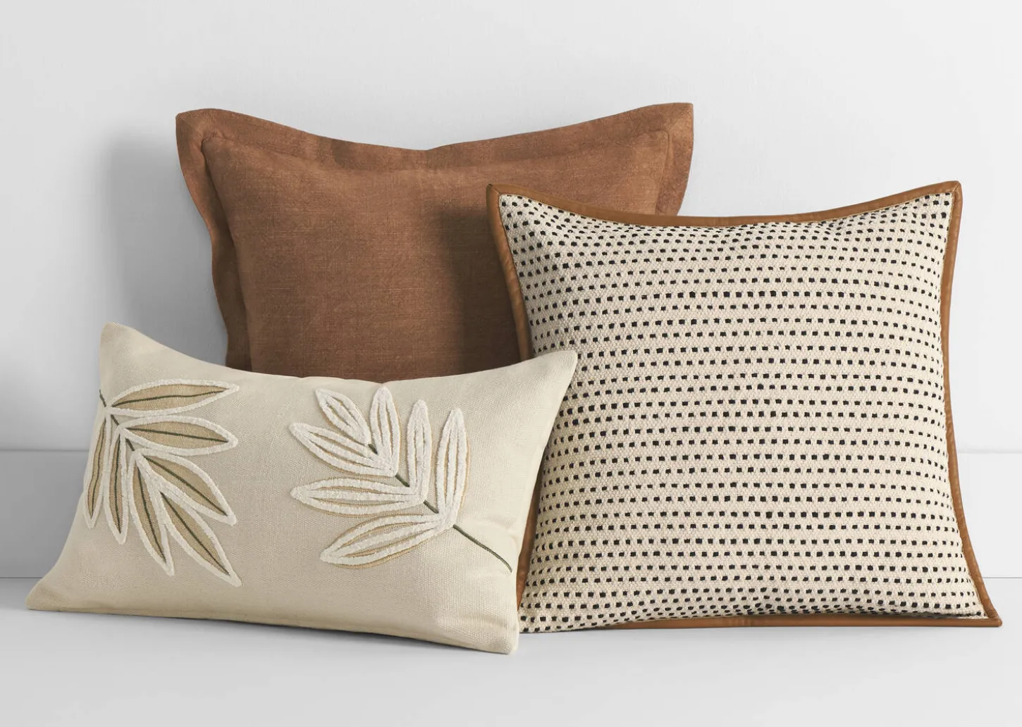 Cambria Cotton Leaf Pillow 14x24 Ivory