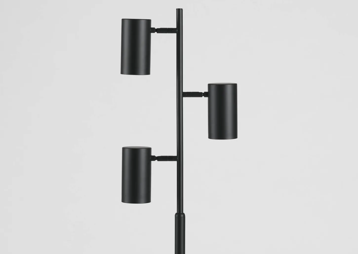 Foy LED Floor Lamp