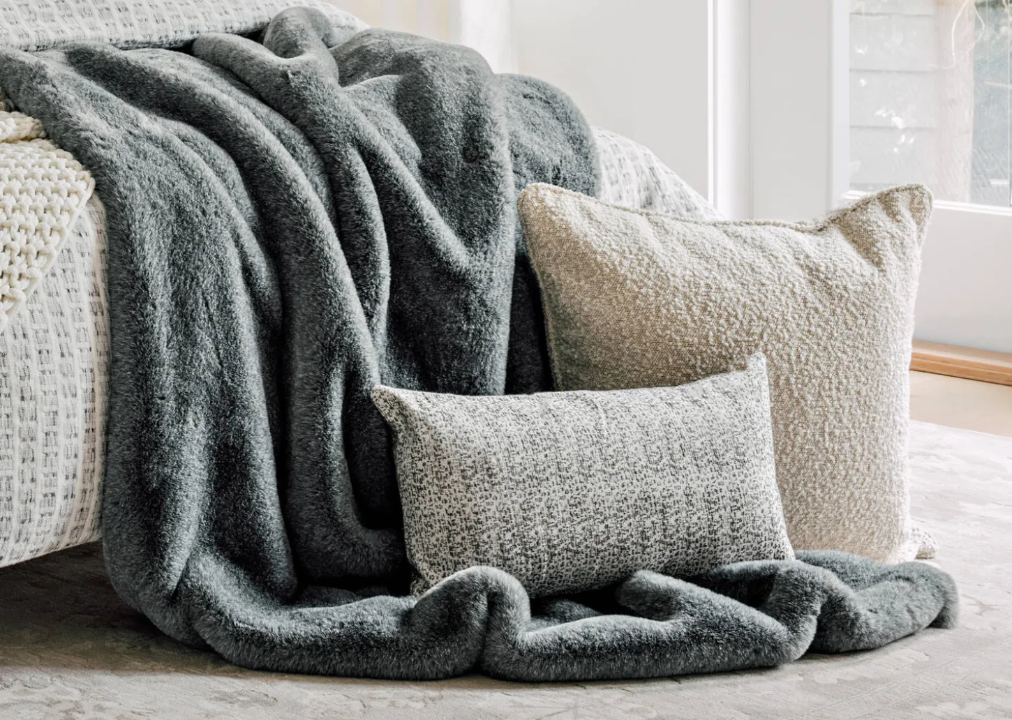 Harriet Boucle Pillow 24x24