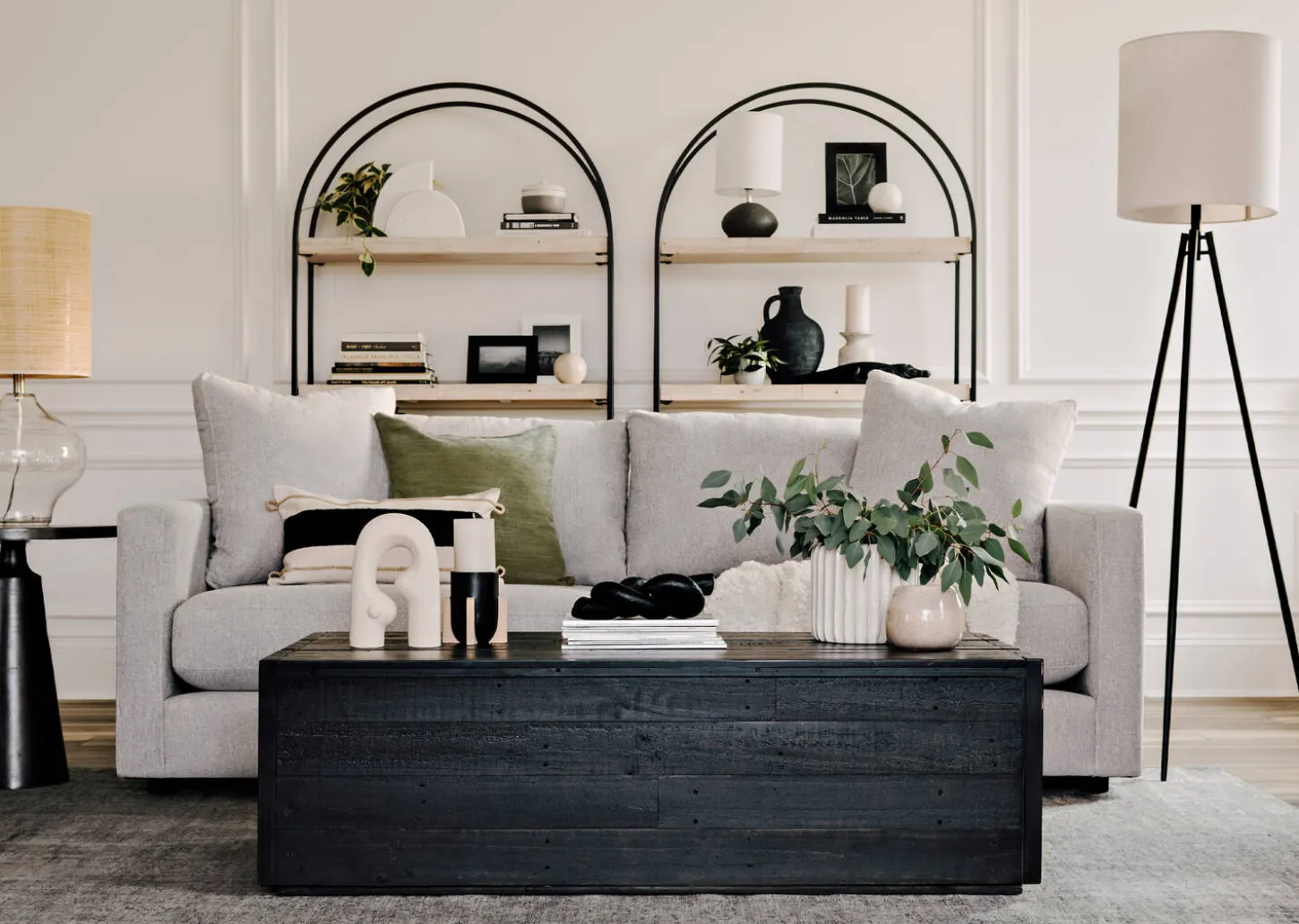 Kamari Reclaimed Wood Bookshelf -Tauno Oat