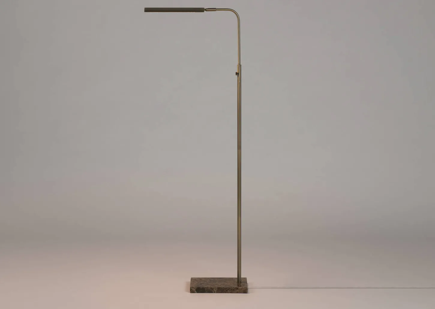 Oscar LED Floor Lamp Brass